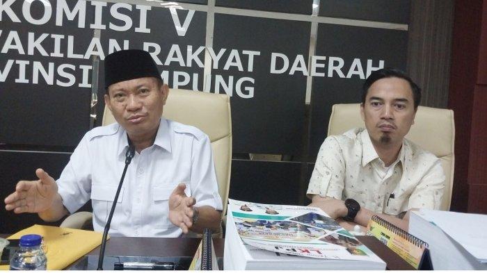 Sekretaris-Komisi-V-DPRD-Provinsi-Lampung-Mikdar-Ilyas-dan-anggota-Komisi-V-Very